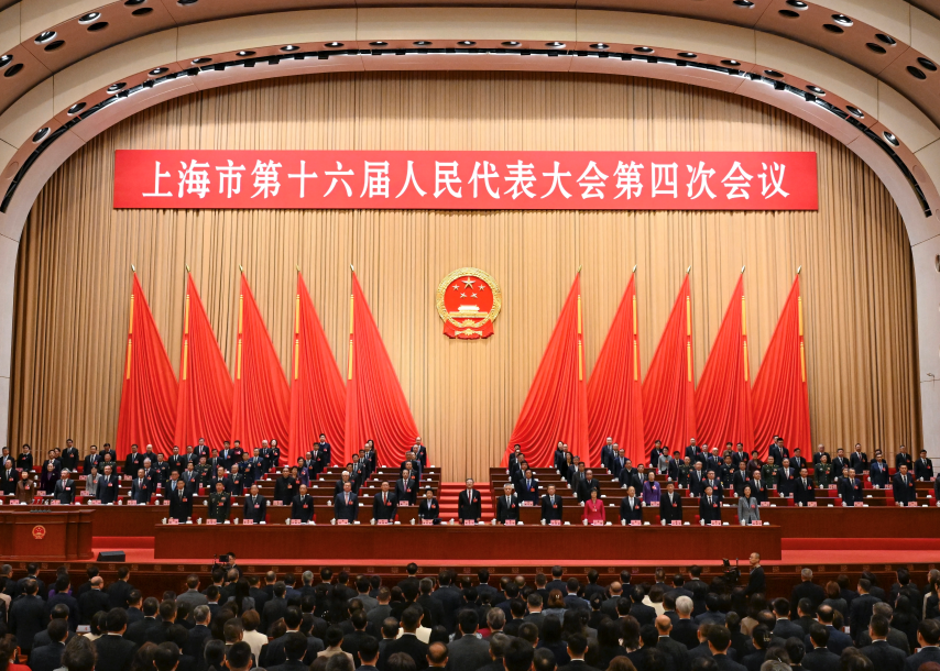 昨天，上海市十六屆人大四次會議在世博中心開幕.png