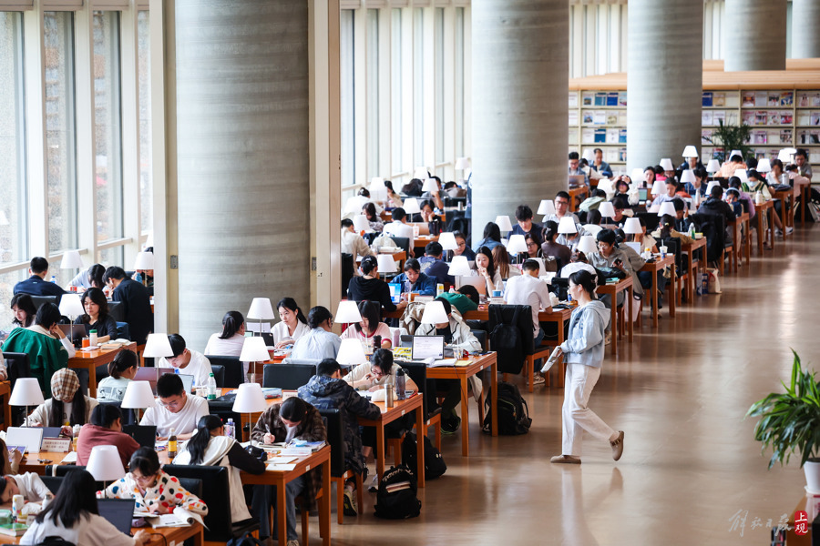 國(guó)慶長(zhǎng)假書(shū)香濃