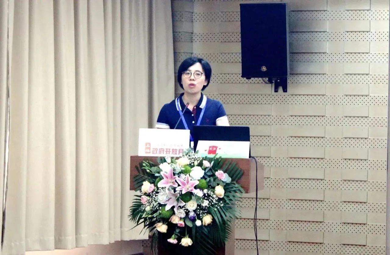 共建透明政務(wù) 共享發(fā)展成果——新涇鎮(zhèn)社區(qū)事務(wù)受理服務(wù)中心政府開放月活動(dòng)7.jpg 共建透明政務(wù) 共享發(fā)展成果——新涇鎮(zhèn)社區(qū)事務(wù)受理服務(wù)中心政府開放月活動(dòng)7.jpg