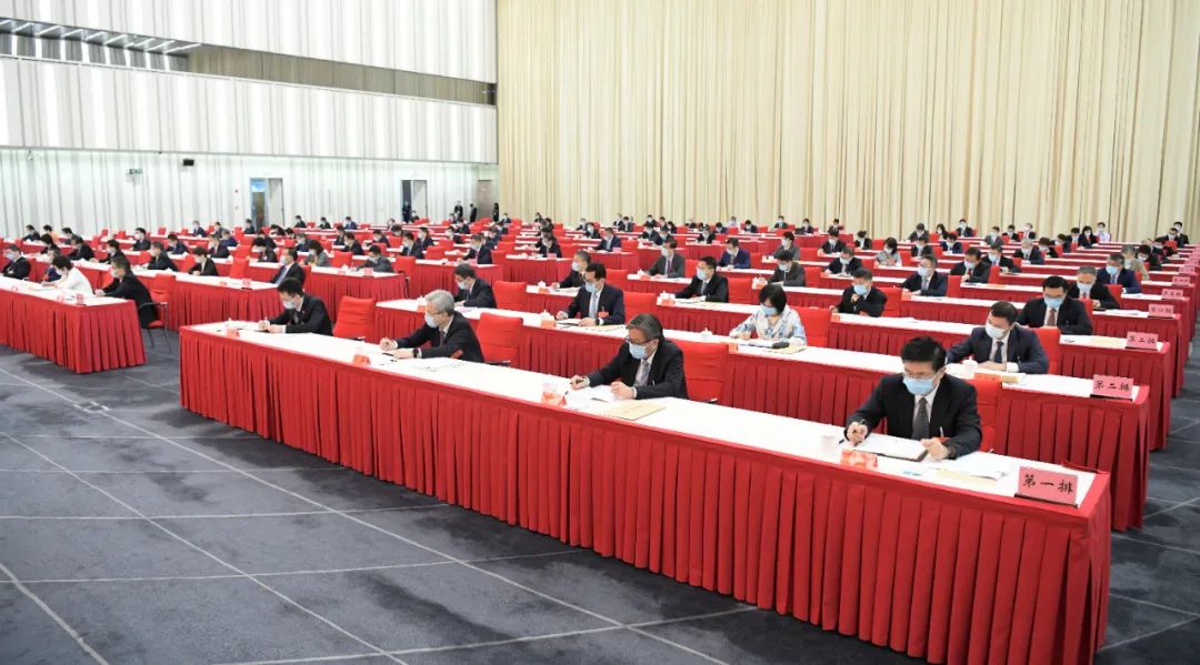 中國共產(chǎn)黨上海市第十二屆委員會第一次全體會議1.jpg 中國共產(chǎn)黨上海市第十二屆委員會第一次全體會議1.jpg